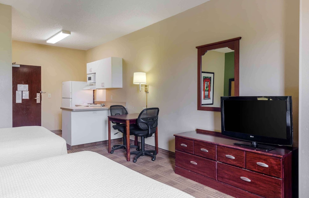 Extended Stay America Providence West Warwick 40/53