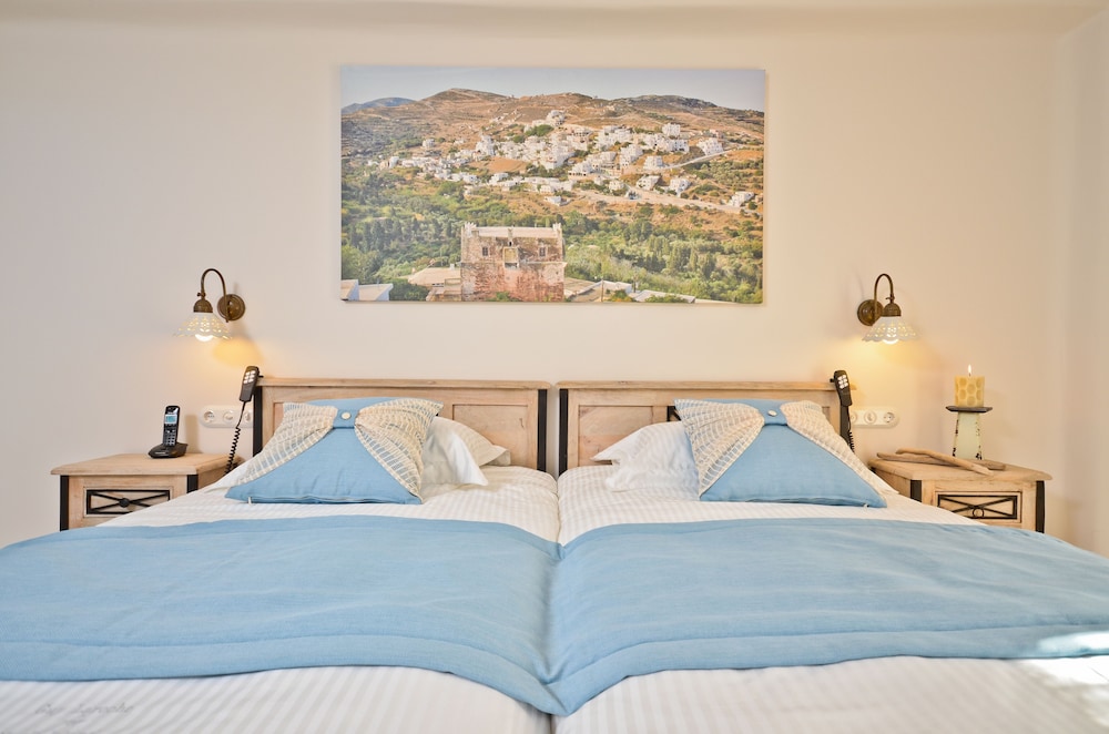Naxos Island Hotel 21/74