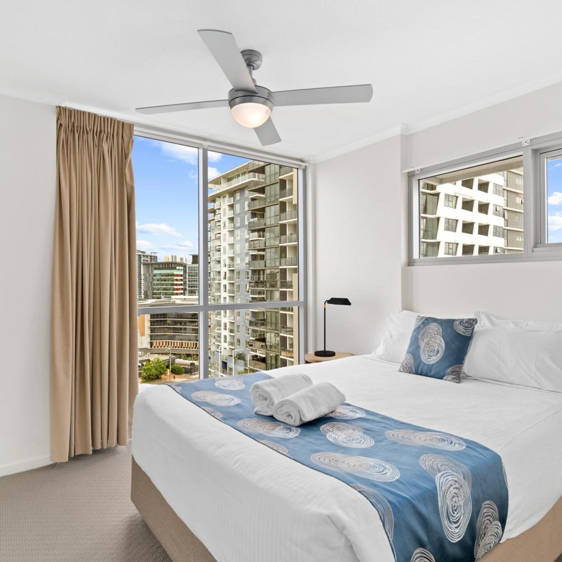 2 Bedrooms, Governor, Apartment