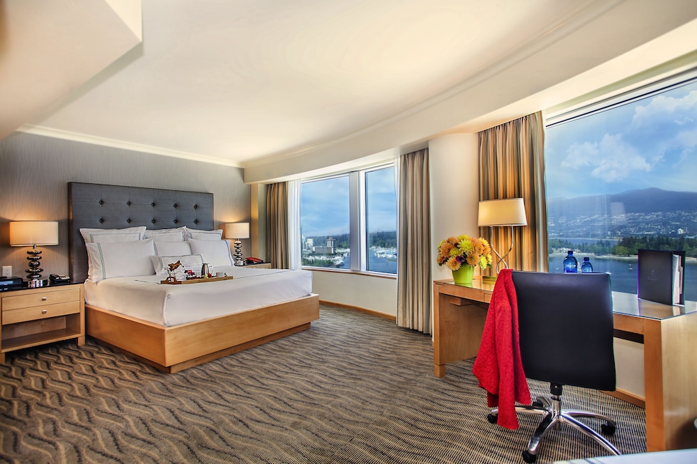 Pan Pacific Vancouver 24/68