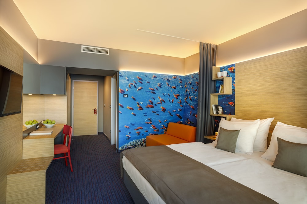 Hotel Icici 17/67