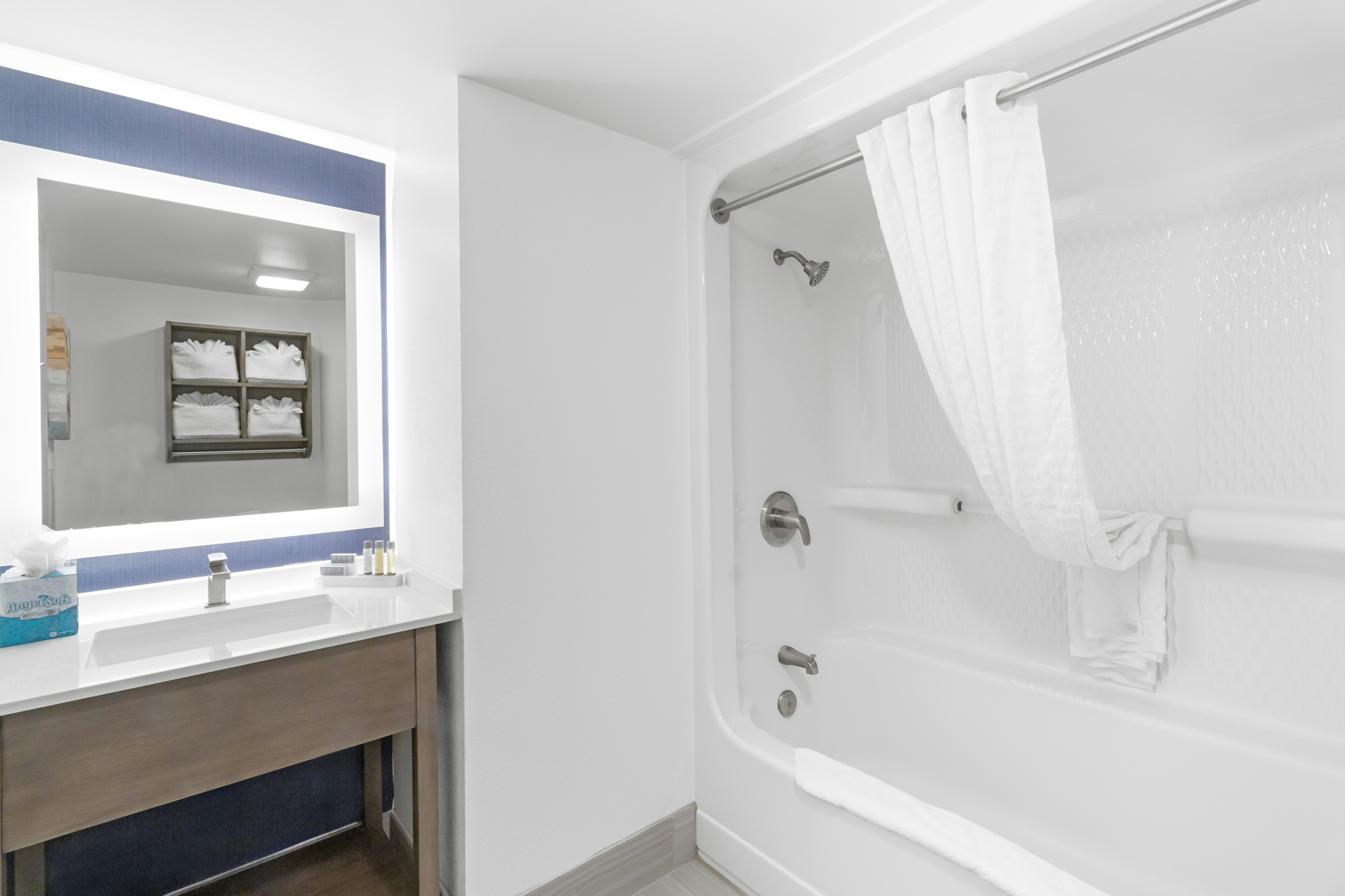 Ocean Reef Resort 83/85
