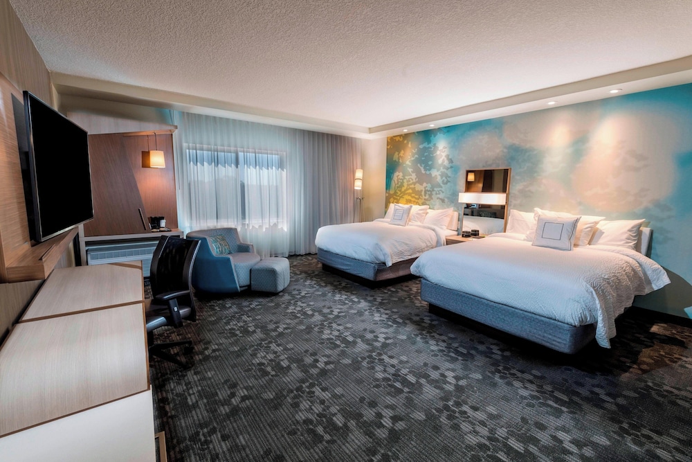 ROOM, 2 QUEEN BEDS, ACCESSIBLE