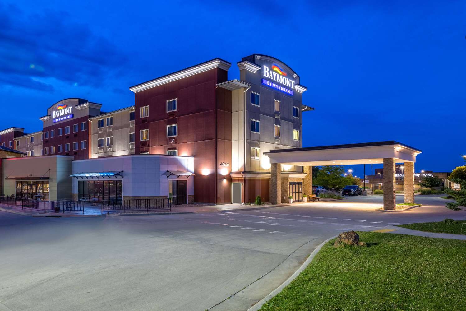 Baymont By Wyndham Rapid City 2/48