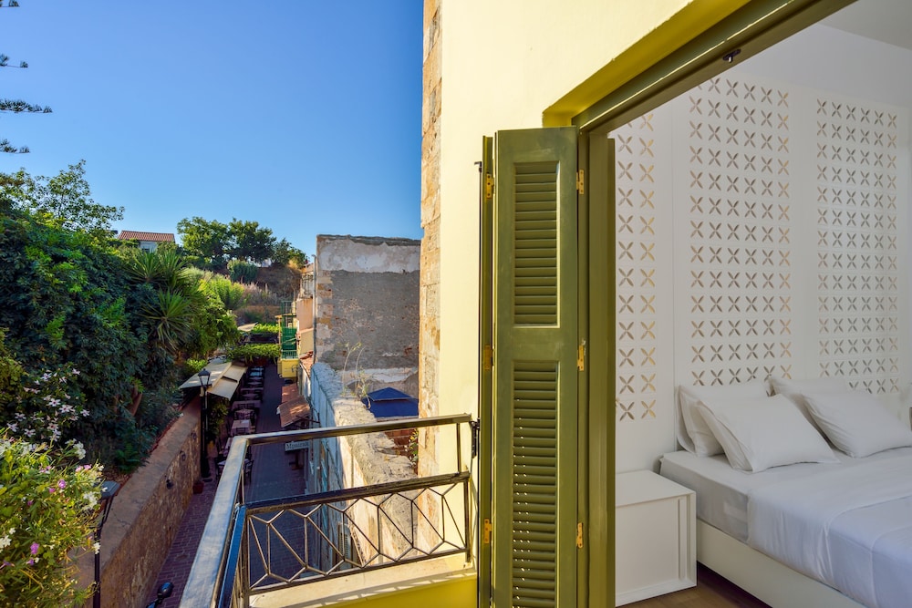 Elia Portou Luxury Residence 14/26