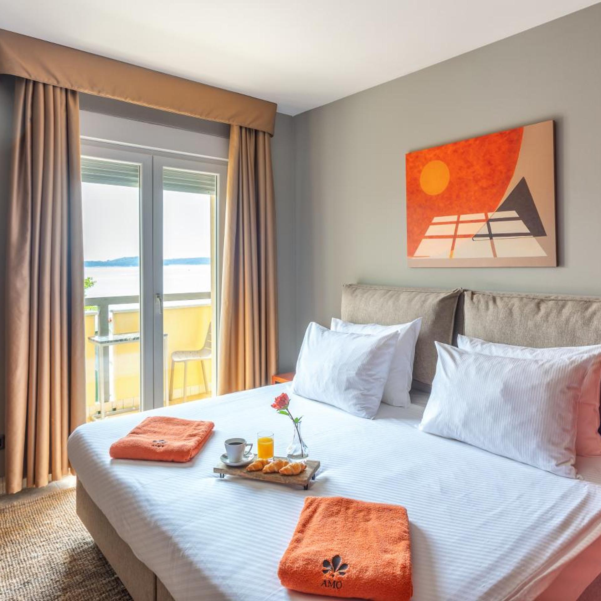 Standard, Double or Twin Bed, Annex