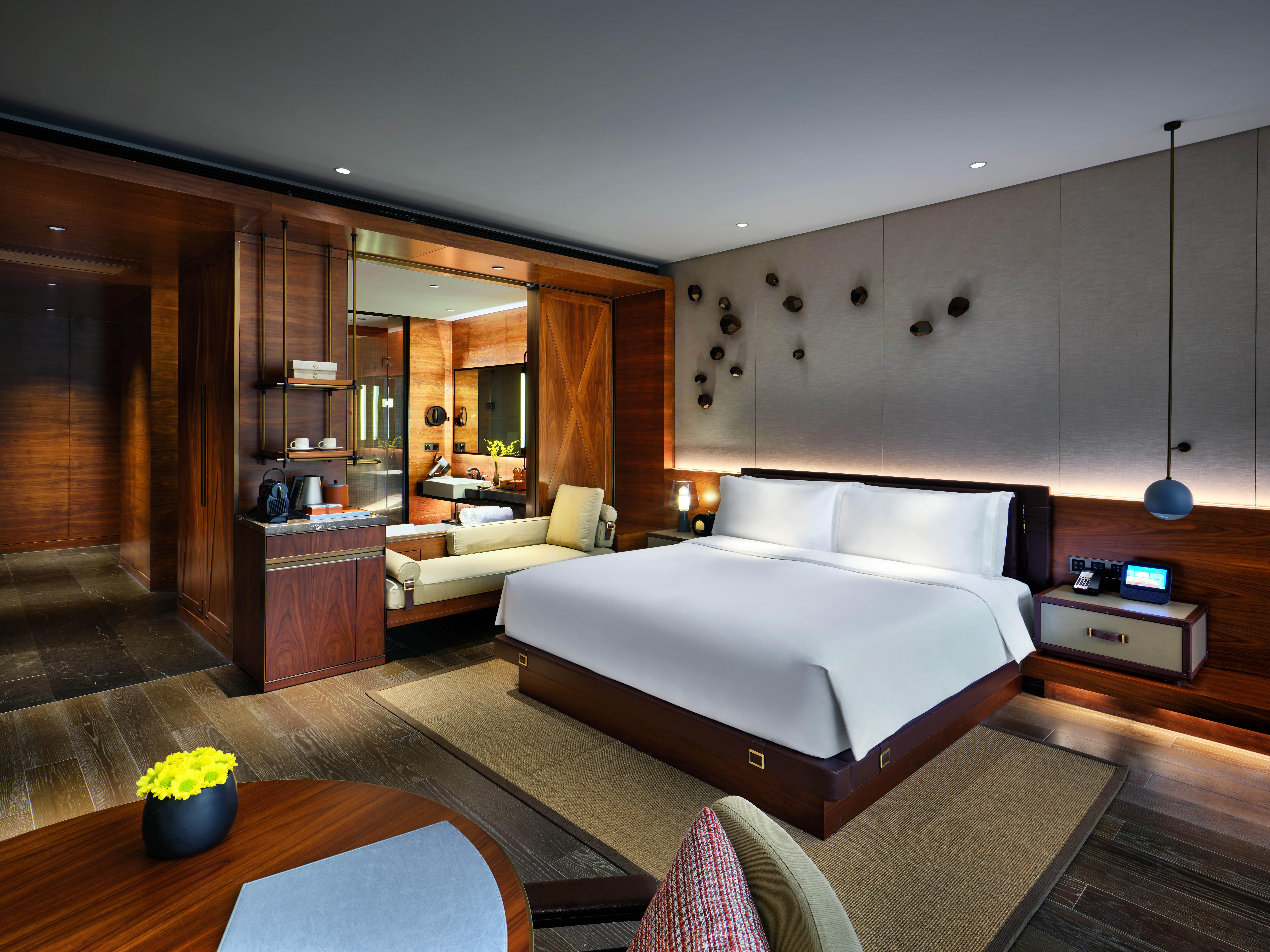 Ruby, Deluxe, King Bed, Balcony