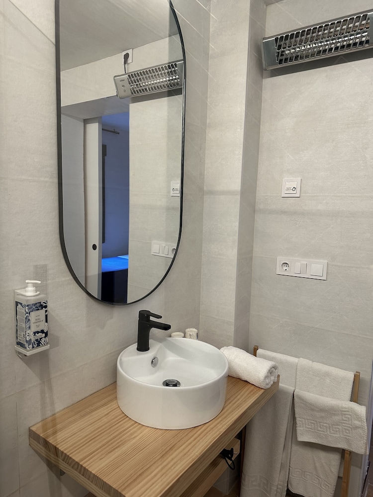 Hostal Moscatel 49/50