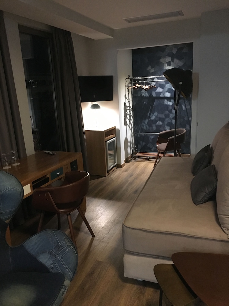 360 Degrees Pop Art Hotel 26/74