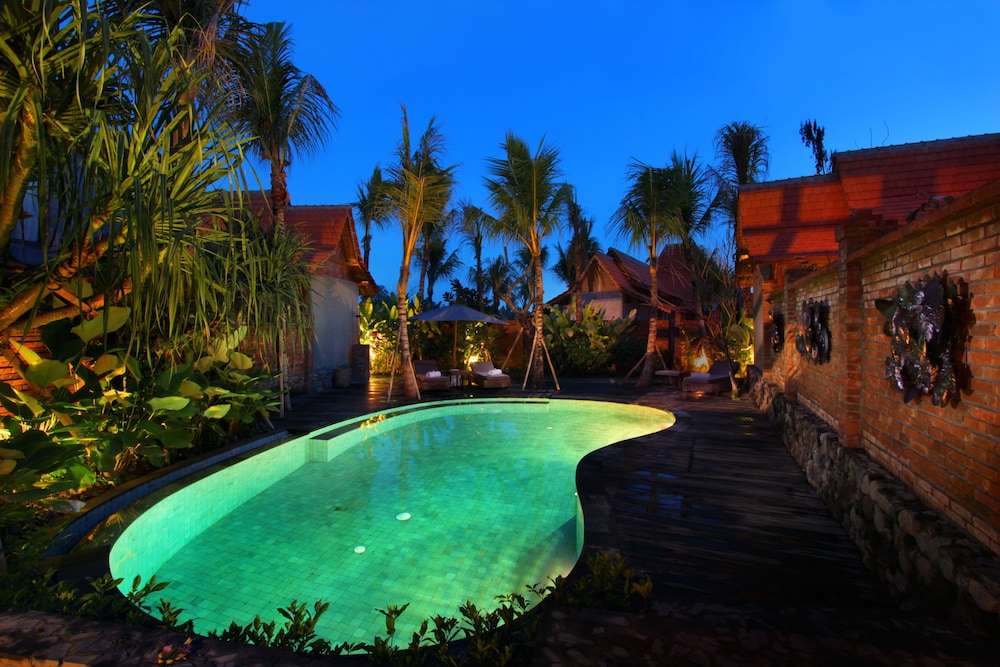 Suarti Boutique Village 40/50