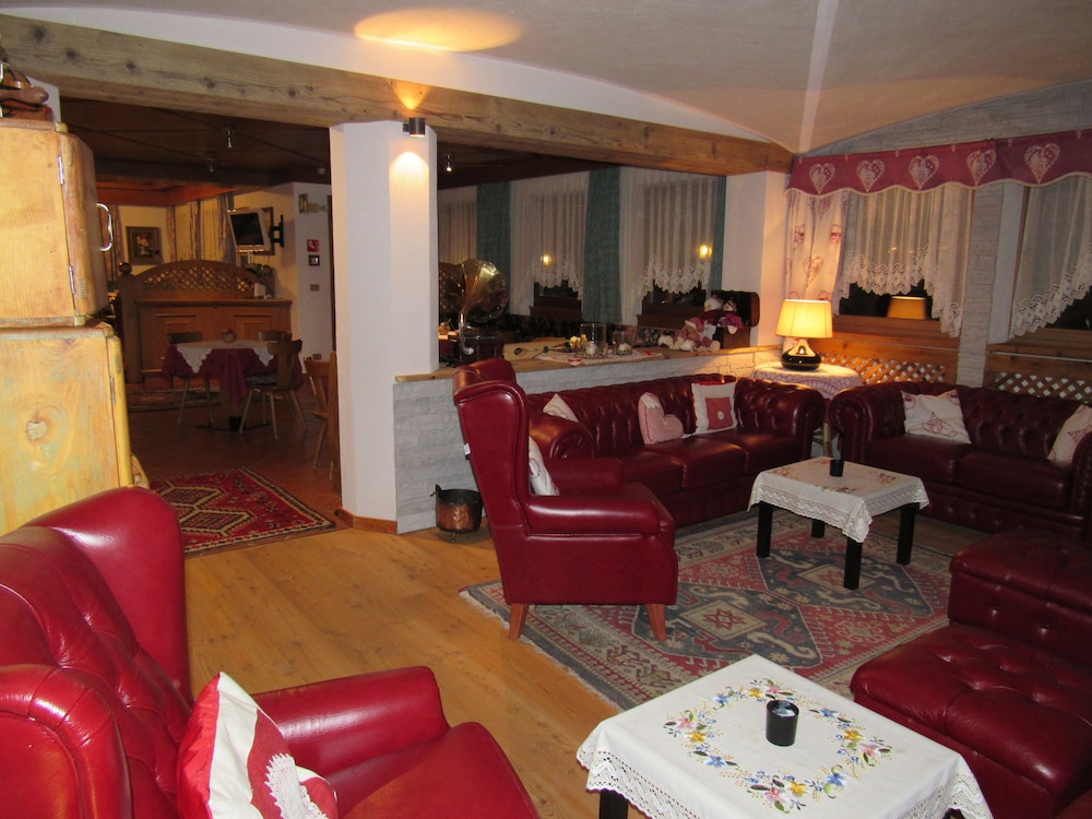 Park Hotel Arnica 37/50