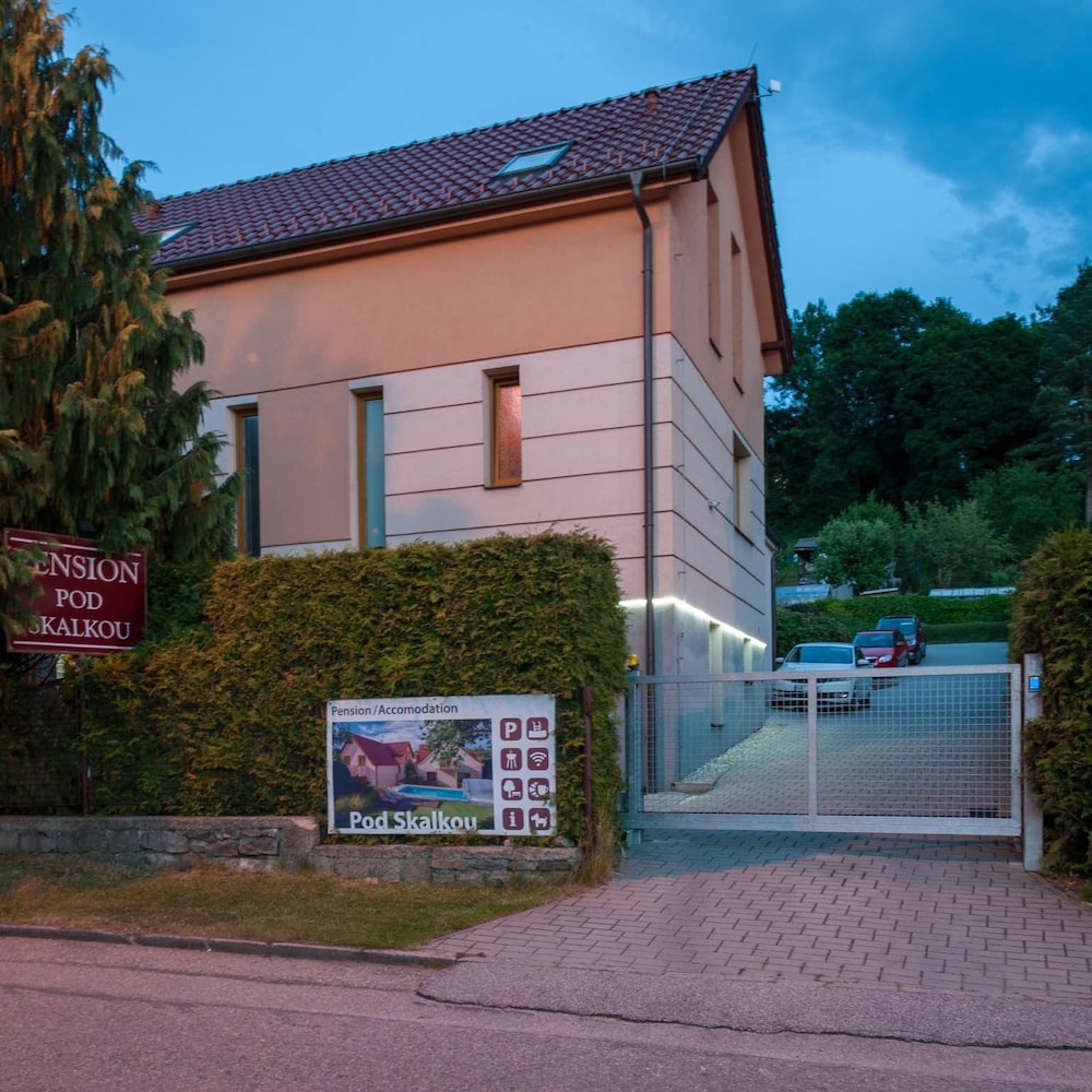 Hotel Garni Pod Skalkou 34/50