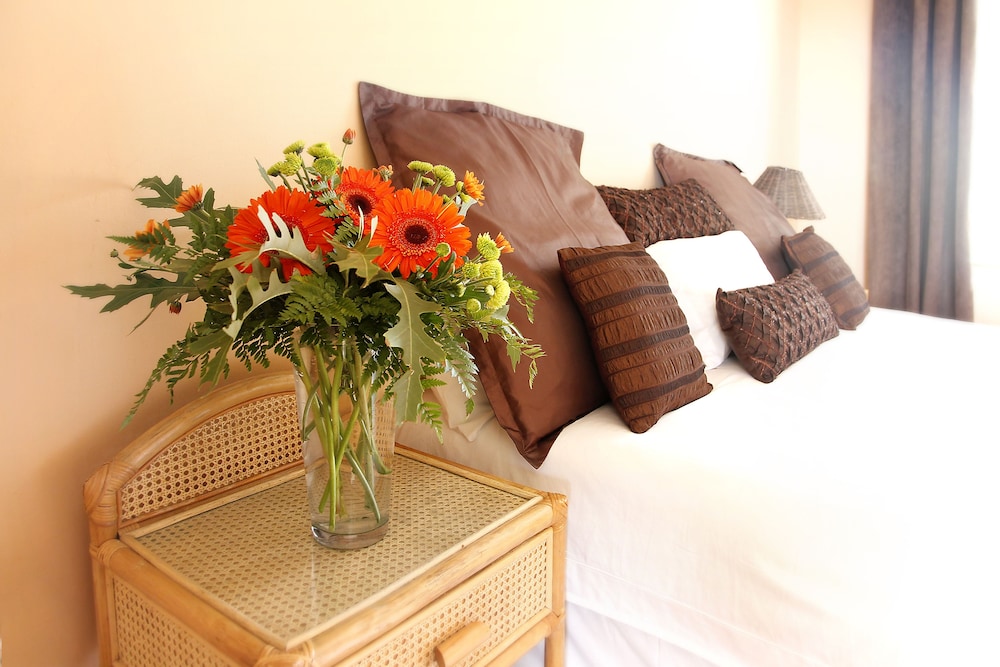 Sangiro Game Lodge 20/50