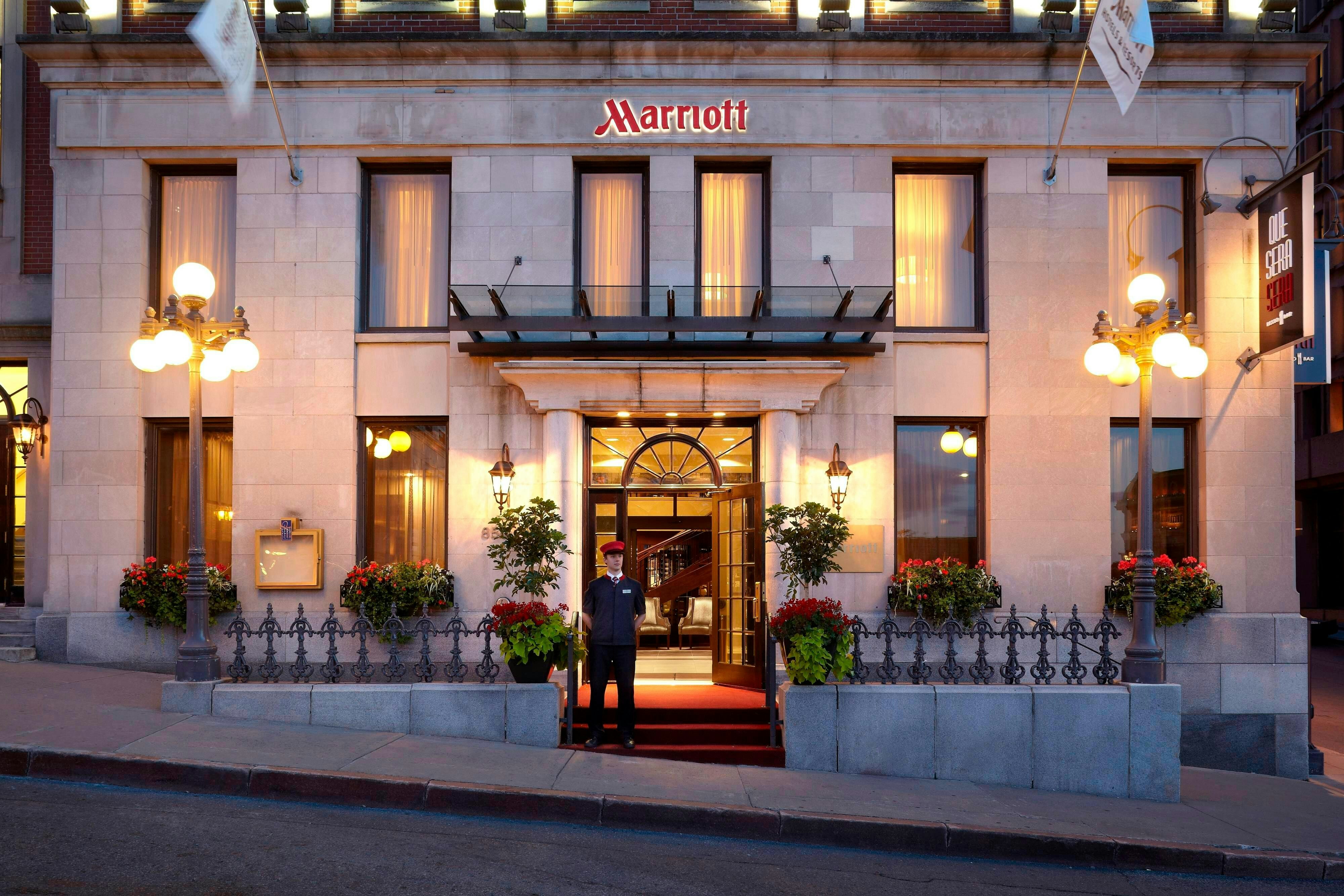 Quebec City Marriott Downtown in QUEBEC CITY