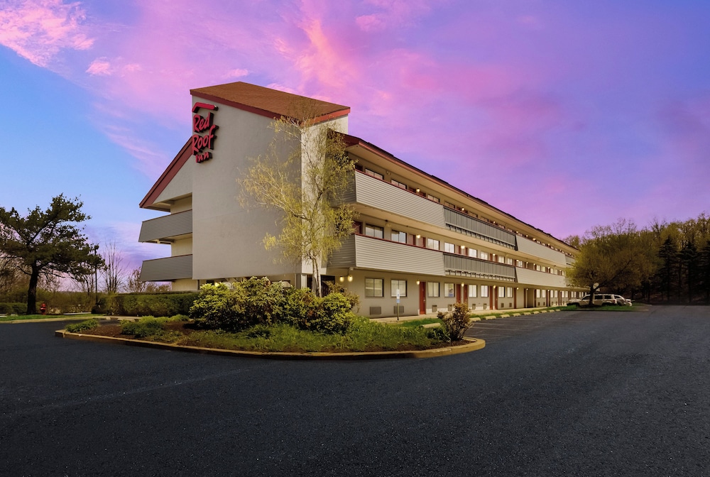 Red Roof Inn Wilkes - Barre Arena 6/51