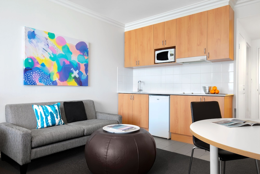 Oaks Perth Hotel 41/61