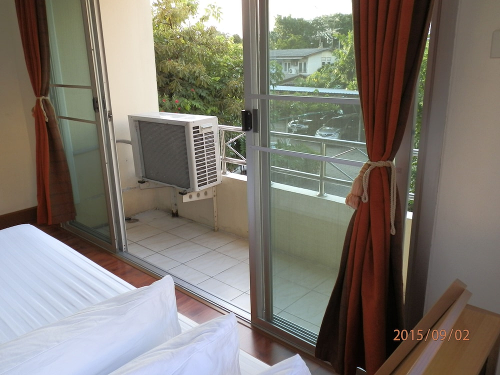 Sandy Serviced Apartment 23/62