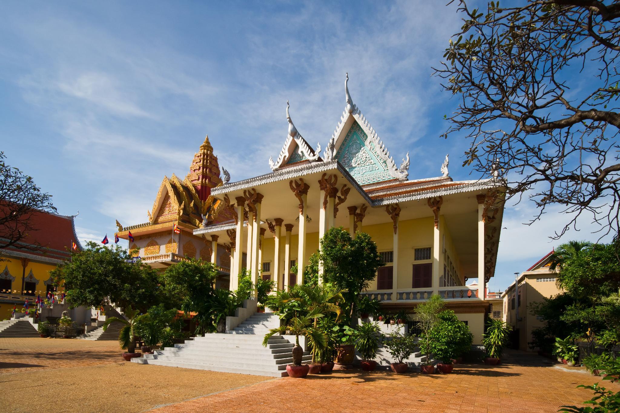 Wei Si Deng Hotel and Restaurant 4/19
