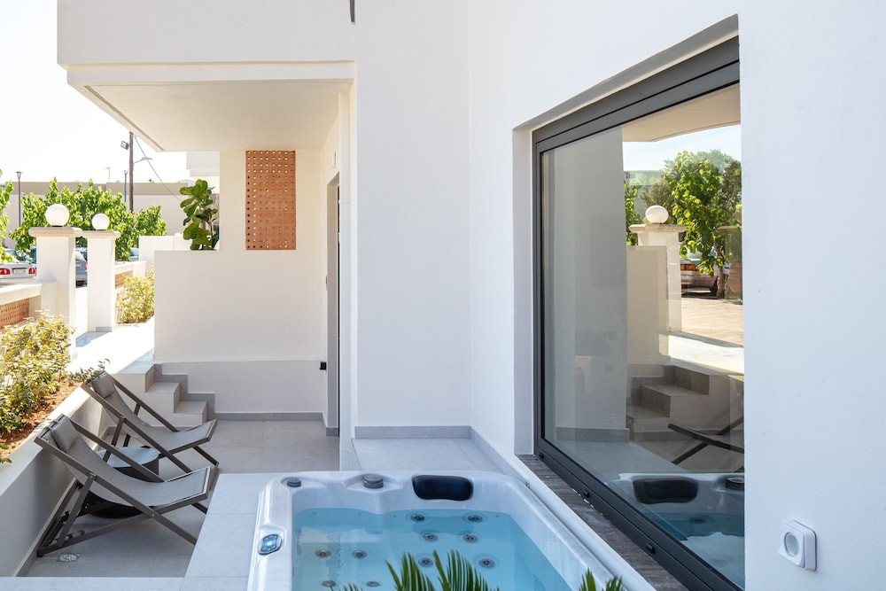 Aristea Hotel Rethymnon 25/50