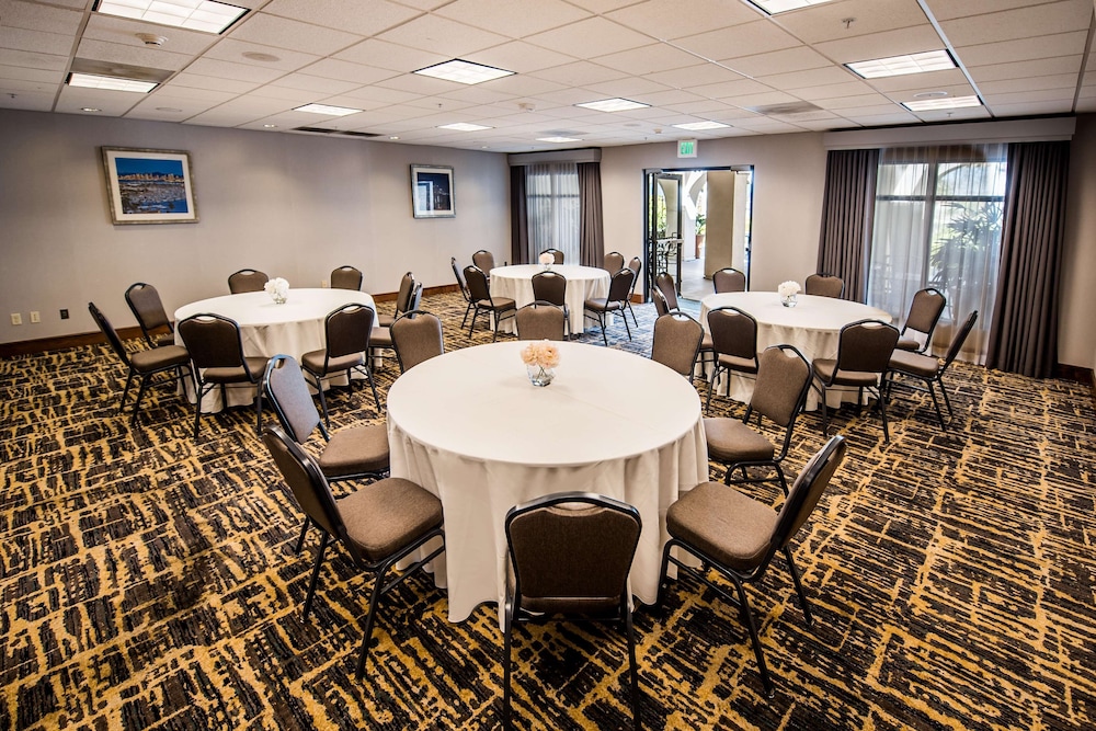 Homewood Suites By Hilton San Diego Airport Liberty Station 51/69