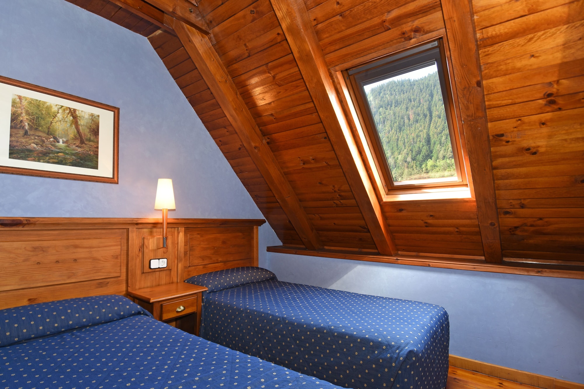 Room, Double or Twin Bed, Attic، Rvhotels Orri 8/10