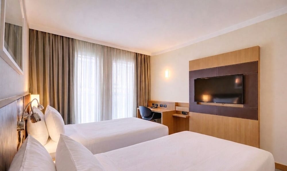 SUPERIOR, TWIN BEDS