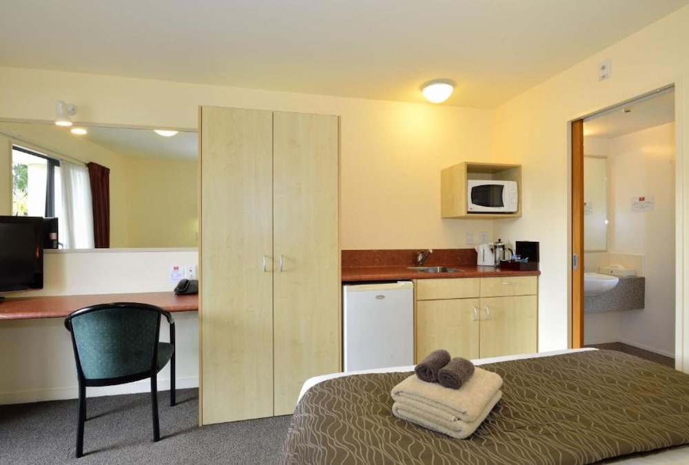 Bella Vista Gisborne 26/35