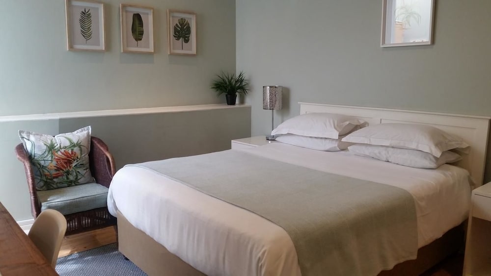 The Greenhouse Boutique Hotel 12/43