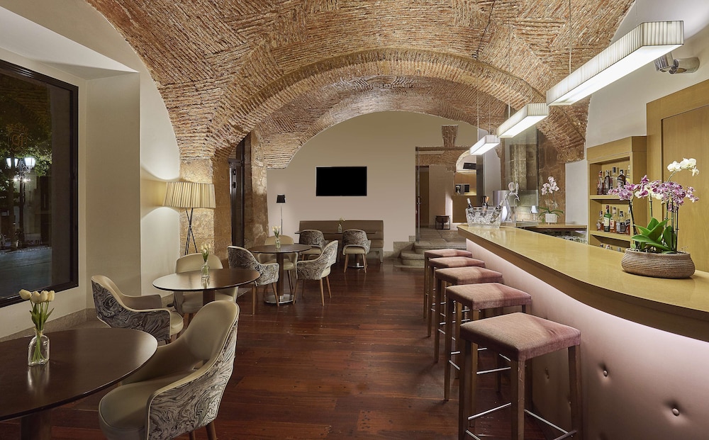 Nh Collection Caceres Palacio de Oquendo 43/50