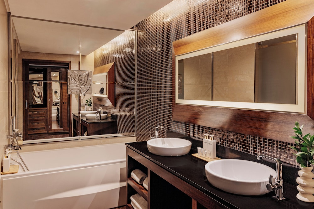 Red Level at Gran Melia Palacio de Isora - Adults Only 49/50