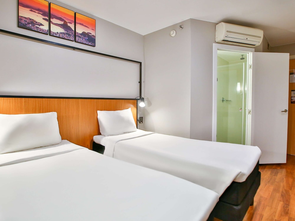 ibis Copacabana Posto 2 Hotel 36/80