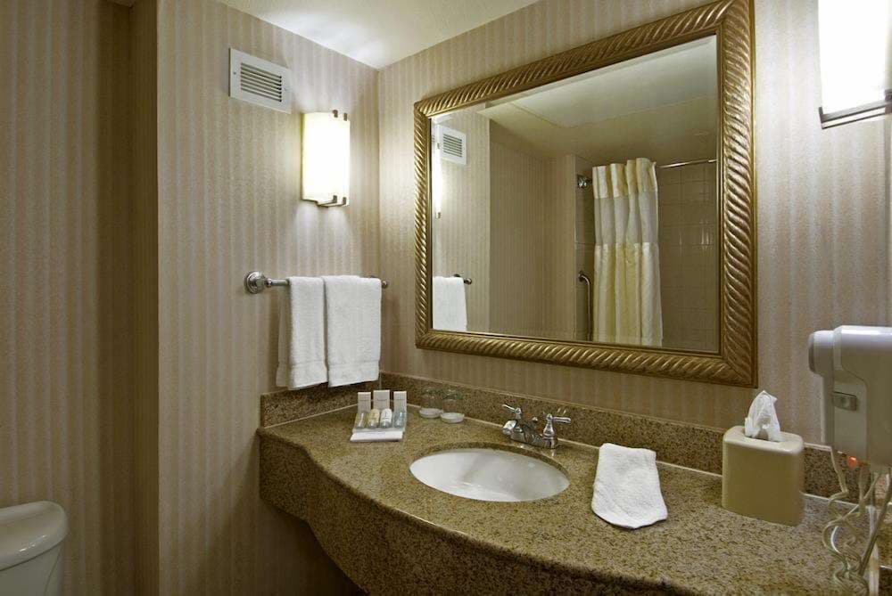 Hilton Garden Inn Carlsbad Beach 22/92
