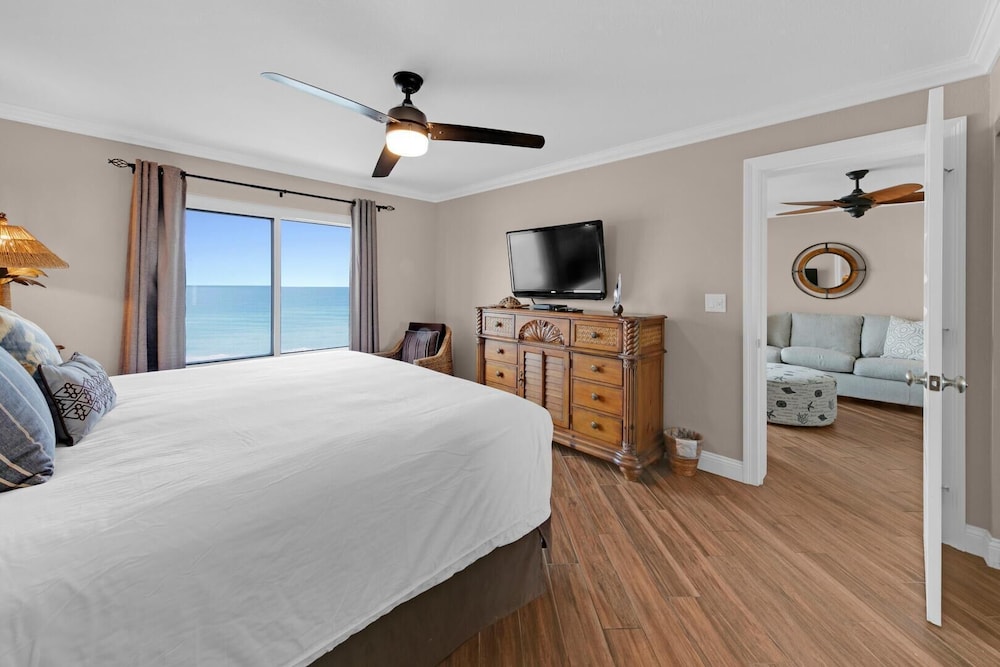 Destin on the Gulf By Holiday Isle 46/100