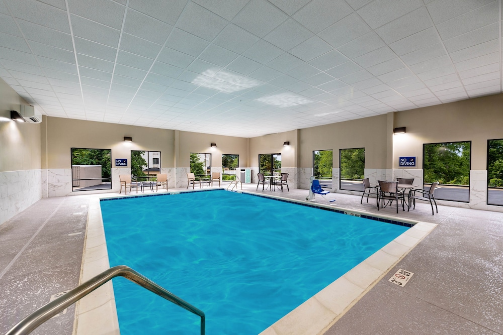 Four Points by Sheraton Charlotte - Lake Norman 21/42