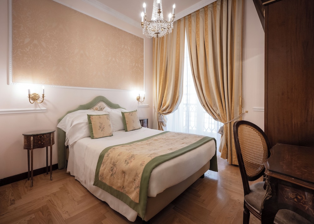 Bernini Palace Hotel 19/77