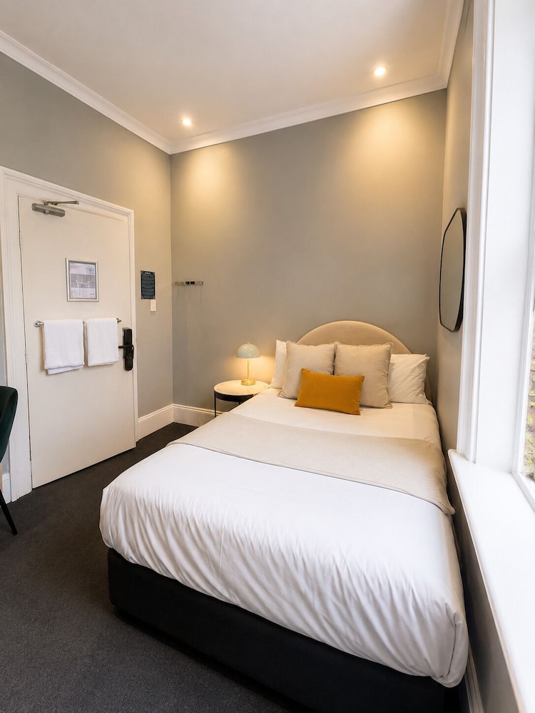 Bayswater Boutique Lodge 26/58