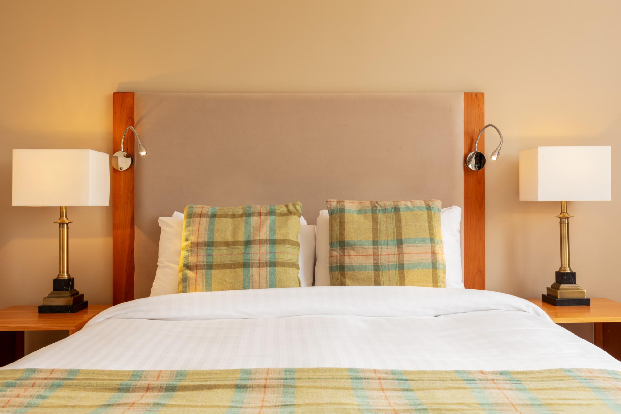 Room, King Bed, Sea View