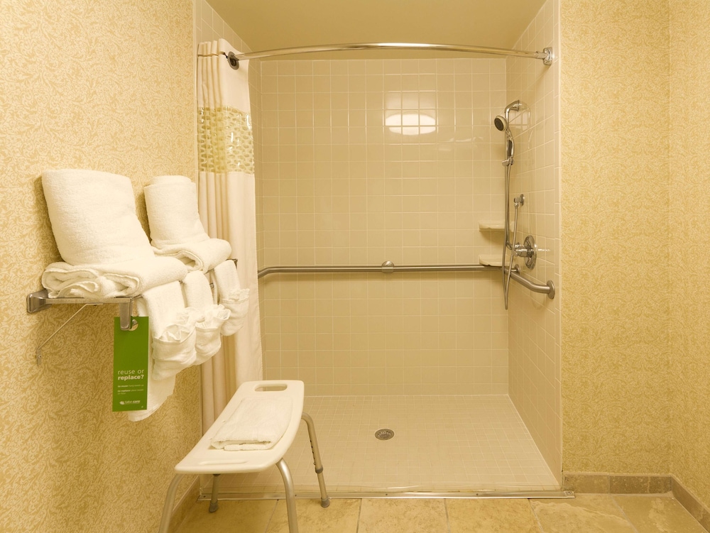 HAMPTON INN ST. AUGUSTINE BEACH 11/39