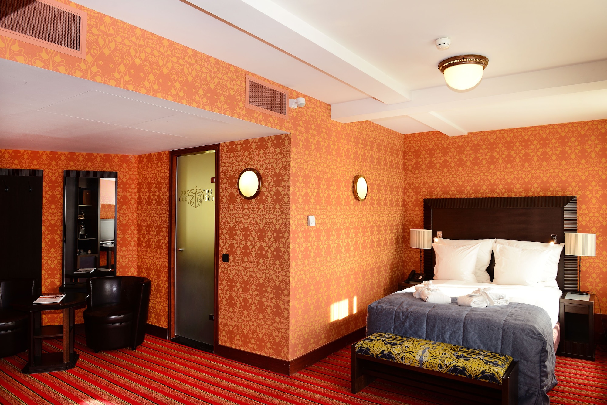 غرفة سوبيريور بسريرين منفصلين، Grand Hotel Amrath Amsterdam 4/8