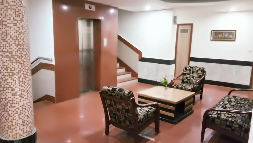 HOTEL ARCH MANOR DELUXE 14/22