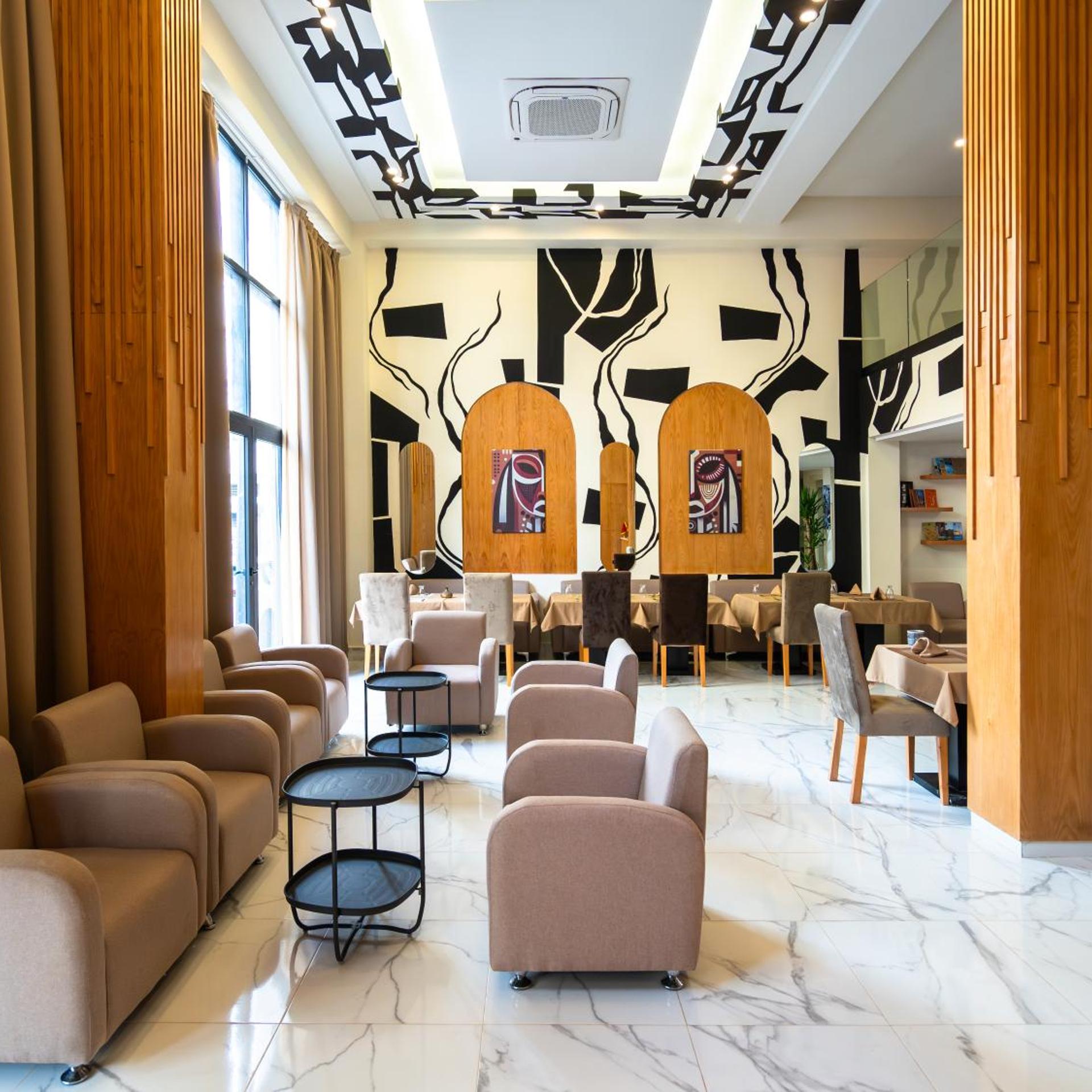 Unico Hotel Maarif 18/23