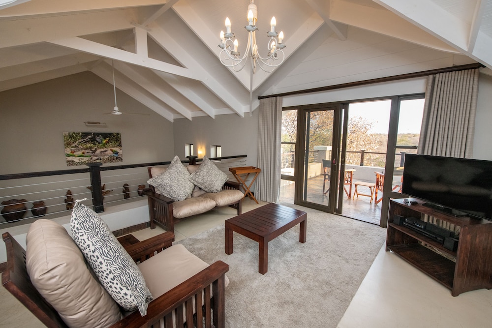 Nyaleti Lodge 27/47