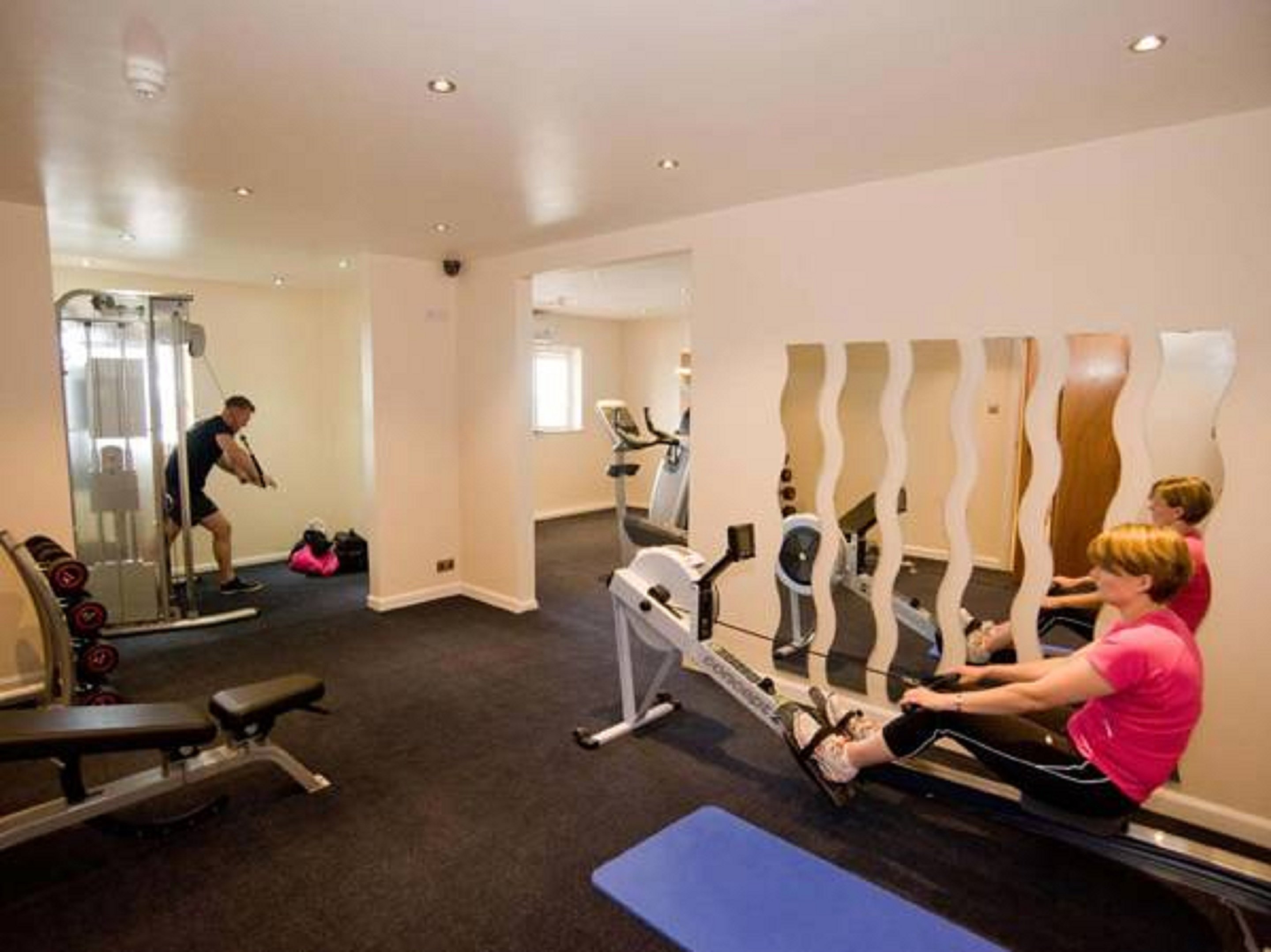 Springfield Hotel & Health Club 26/48