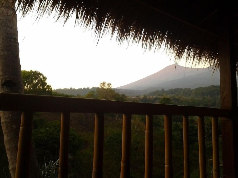 mr din rinjani trails hotel