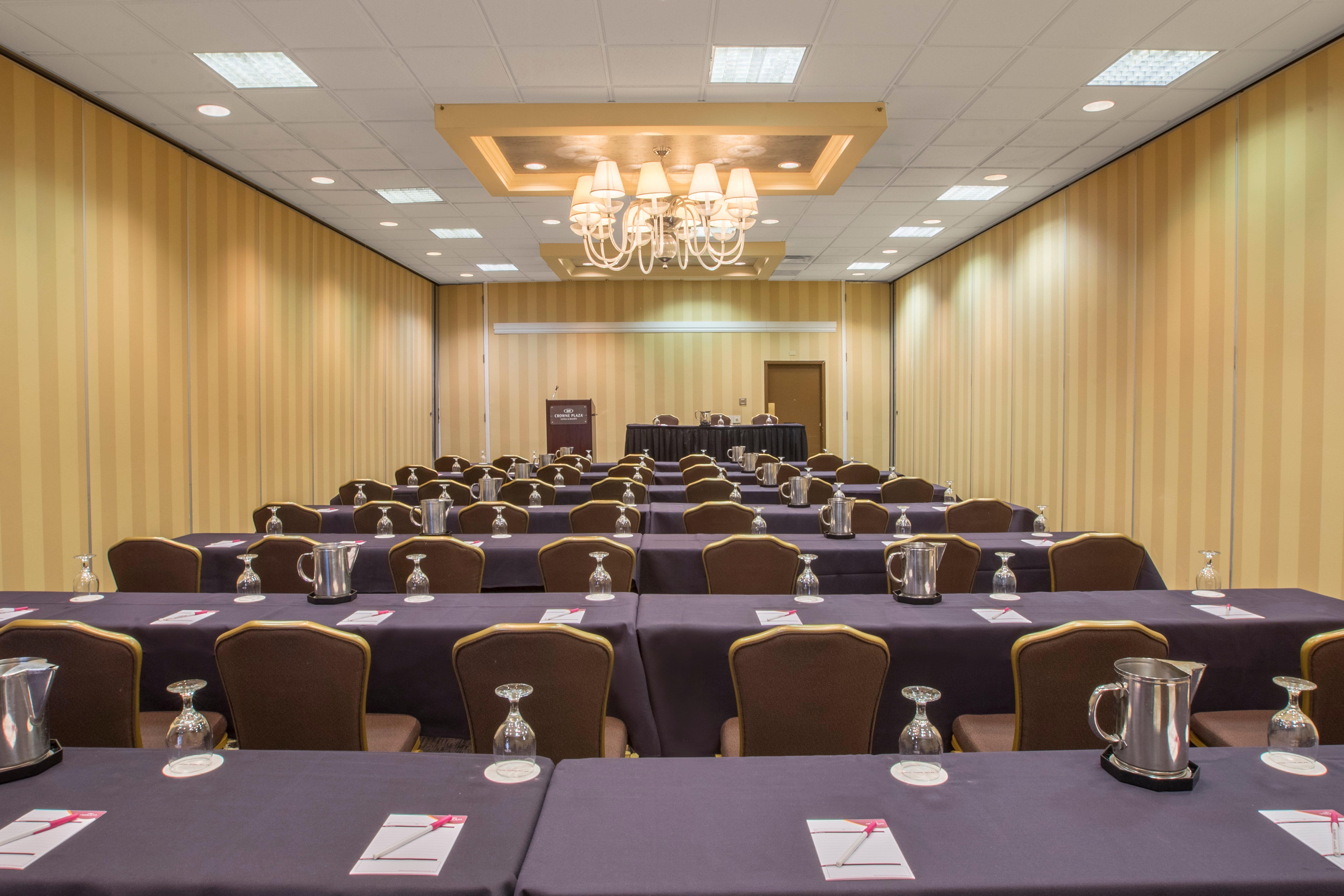 Ramada by Wyndham Cleveland Independence 49/56