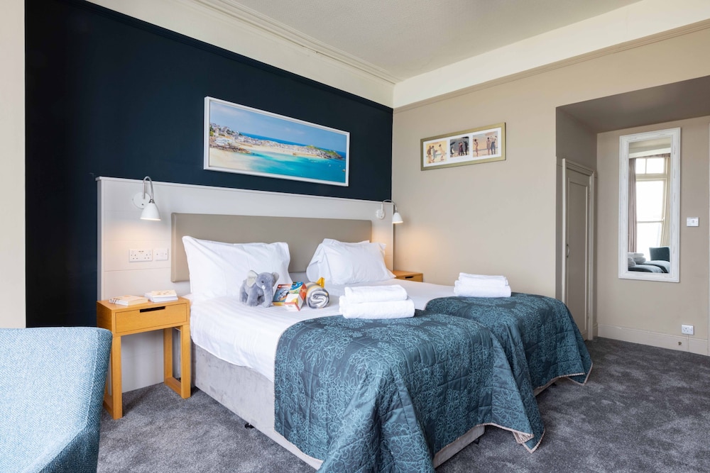 St Ives Bay Hotel 19/68
