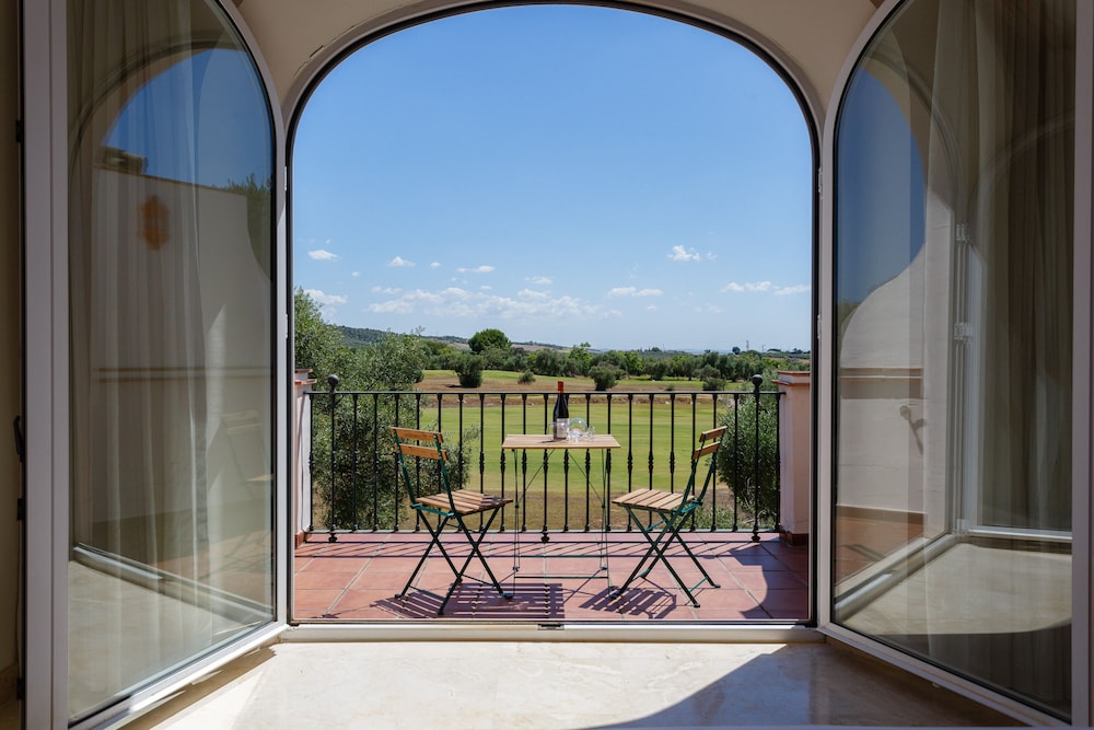 HOTEL ARCOS GARDENS GOLF CLUB & COUNTRY ESTATE 23/50