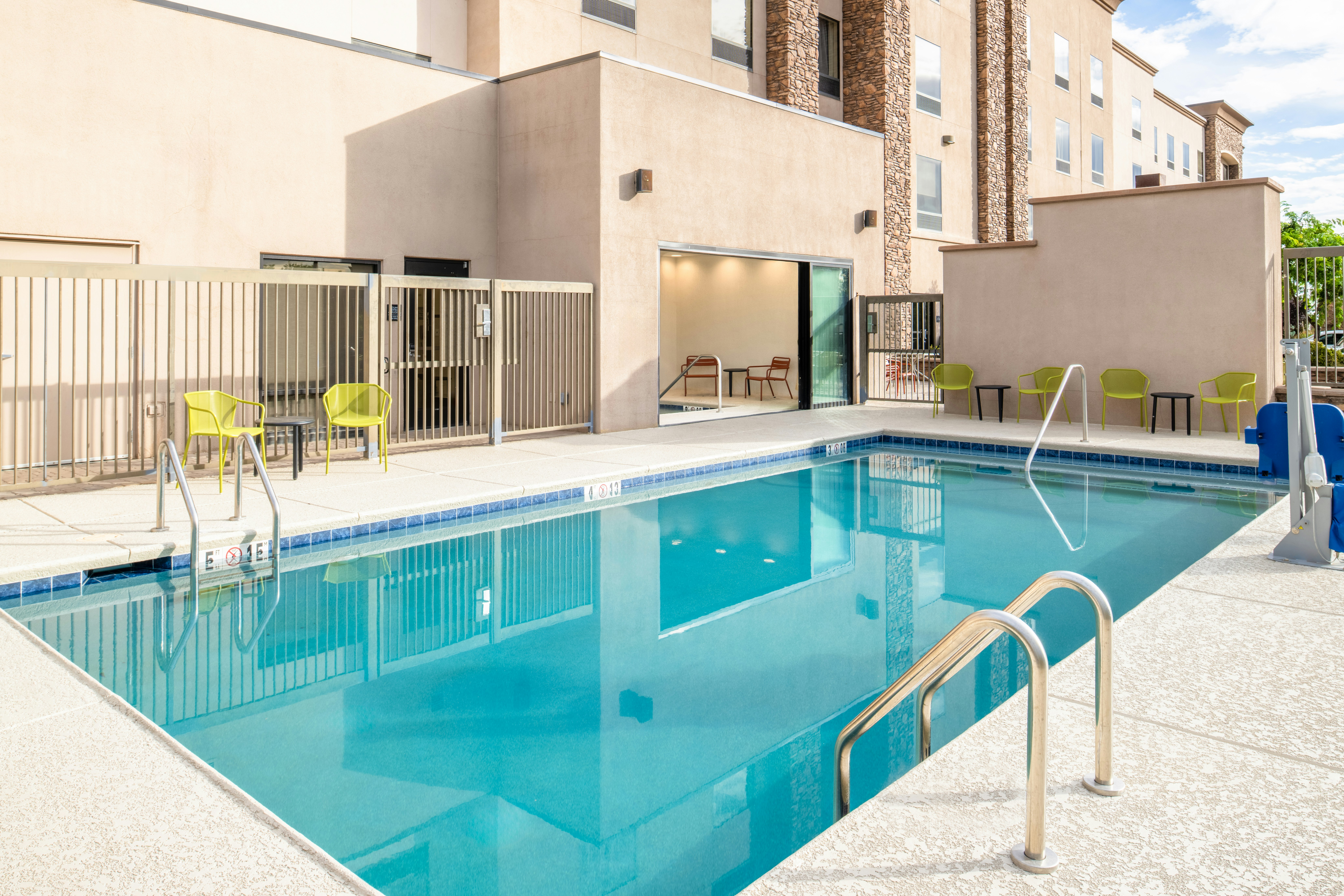 Hampton Inn and Suites Prescott Valley 39/68