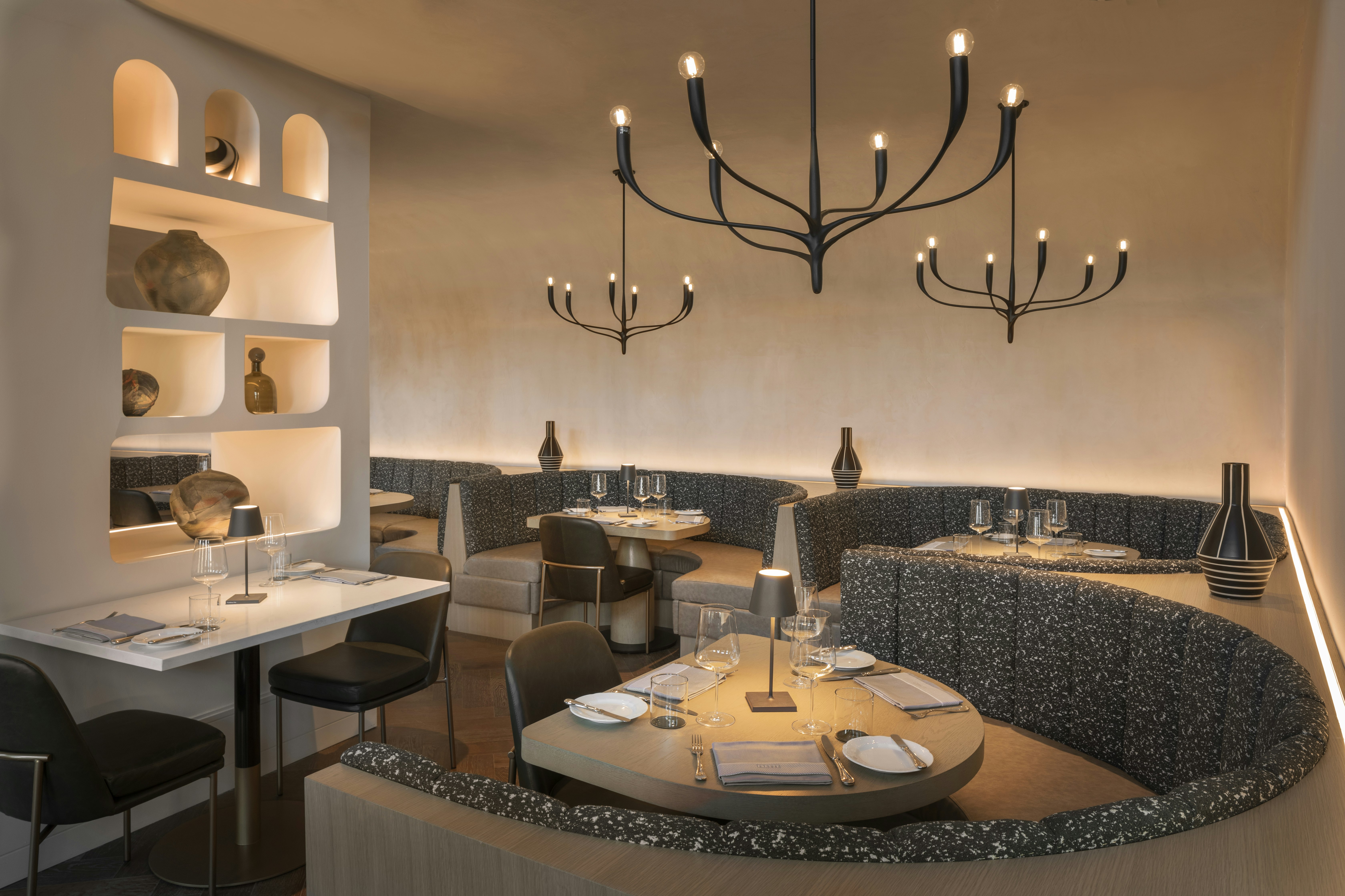 The Monarch San Antonio, Curio Collection By Hilton 24/50