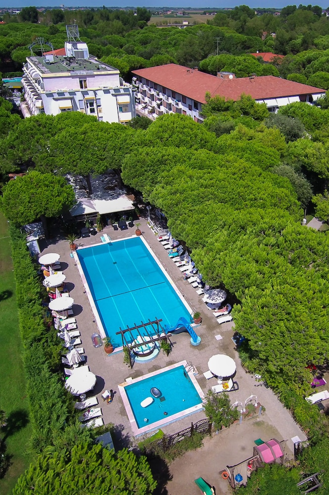 Hotel Vina Del Mar Pineta 26/31